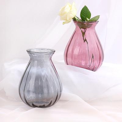 China Flower Eco-friendly Creative Home Modern Nordic Blown Glass Vase Hand Decoration Desktop Ornaments for sale