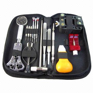 China Portable Hot Selling 15 Pieces Tool Kit Repair Tool Kit In Zipper Bag for sale