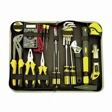 China Portable Hot Selling 25 Pieces Combination Tool Kits Tool Kits With Zipper Bag for sale