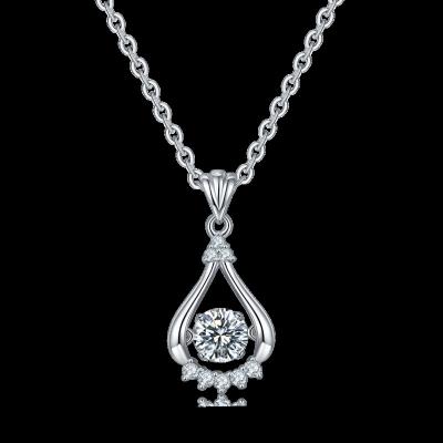 China Romantic Decorative 0.5ct Moissanite Claw Setting Waterdrop 925 Sterling Silver Necklace For Women for sale