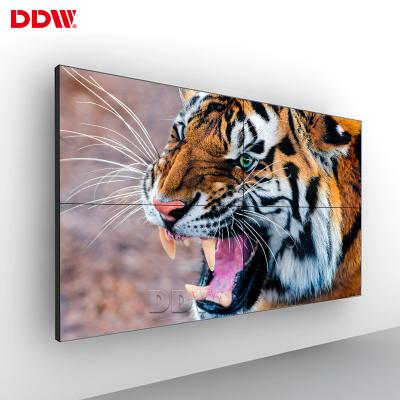 China Advertising LCD Video Wall Display Digital 500 Nits Brightness With Low Noise Fans for sale