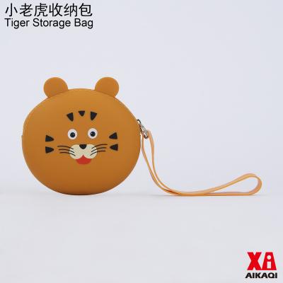 China 2022 Fashion Tiger Hand Bag With Strap 3 Different Colors Silica Gel Zipper Purse 3 Patterns Silicone Pouch for sale