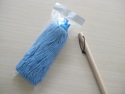 China 13.4 oz Rayon Yacht Wood Handle Cotton String Mop for Floor Dust for sale