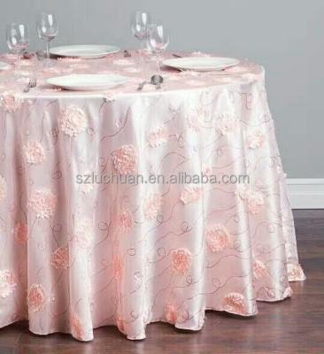 China Beautiful Oilproof Table Covered Round Polyester Floral Table Cloth Wedding for sale