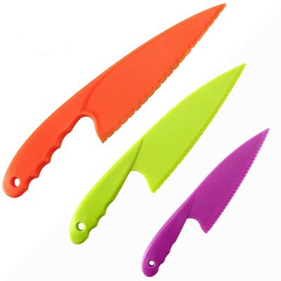 China Bread Lettuce Sustainable Plastic Kitchen Knife Set 3 Pieces Cooking Chef Toddlers Plastic Kids Knife for sale