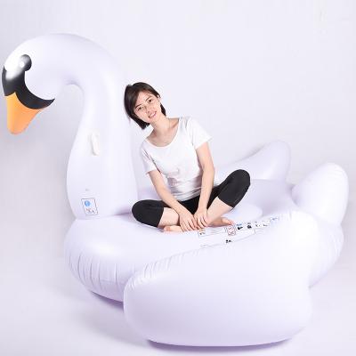 China 0.25 mm PVC Big Water Big Inflatable Games Water Swan Float for sale