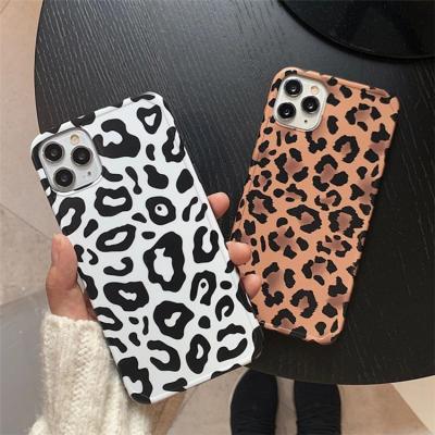 China Anti-drop For iphone 13 12 11 Cute Cover Capa Fashion Phone Case Matte Soft IMD Cartoon Leopard Print Pro Case Plus Max XR X XS 7 8 for sale