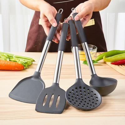 China Colorful 4 Pcs Sustainable Silicone Kitchen Utensils Cookware Kitchen Utensil Set Non-Stick Cookware Set for sale