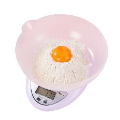 China WITH LID Food and Fruit and Vegetable Scale LCD 5kg Electronic Kitchen Scale with Removable Bowl for sale