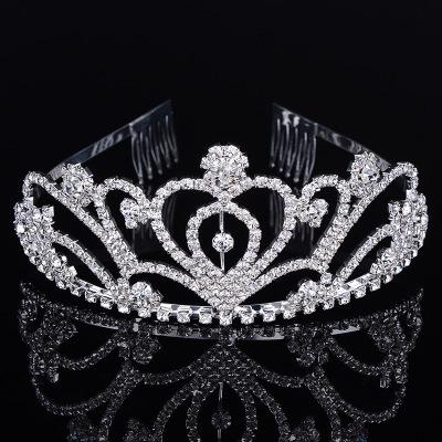 China Shining Hair Jewelry Crystal Bridal Wedding Dress Accessories Luxury Heart Banquet Crystal European Big Princess Crown for sale