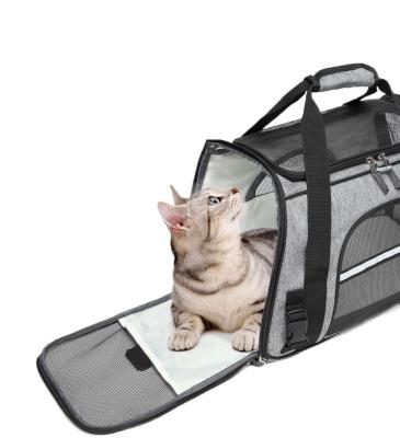 China Small Animals Airline Approved Soft-Sided Pet Travel Bag Portable Carrier Cat Travel Bag for sale