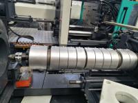 Cina Macchina a iniezione automatica di plastica del casco di sicurezza con il servo sistema in vendita