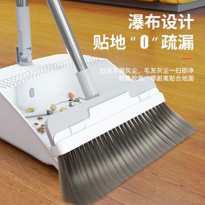 China High Quality Wholesale Home Innovate Easy Clean Durable Scraper Blade Dusting Multifunctional Sticky Fur 360 Rotation Broom Dustpan Set for sale