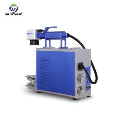 China Laser Marking Portable 20W/30W/50W Fiber Laser Marking Machine For Phone Case for sale