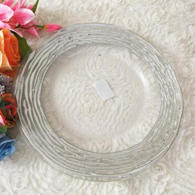 China Viable Hot Sale PZ00660 Wedding Decoration Silver Rim Elegant Glass Charger Plate for sale