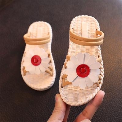 China Massage new fashion slippers for girls for summer 2021 for sale