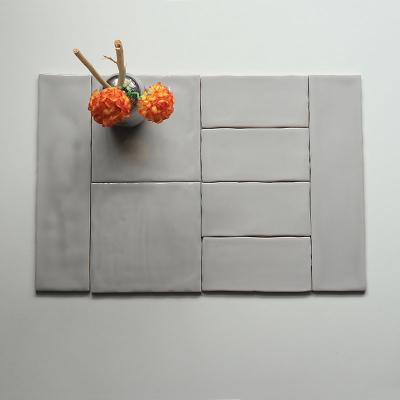 Chine 75x150/150x150/75x300 Mm Size Modern Design Irregular Wave Edge Glazed Gray Wall Tile à vendre