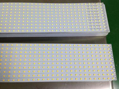 Chine Metal les panneaux 75Ra ou 80Ra de carte PCB de panneau de l'Assemblée de carte PCB de tube du noyau LED/LED à vendre