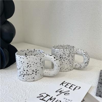 China 2021 New Novelty Viable Porcelain tea cup 340ml hand made white stain glazed ceramic coffee mug tazas for gift for sale