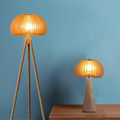 China Pumpkin Modern Antique Art Inn Homestay Lamp Floor Study Bedroom Solid Wood Table Lamp for sale