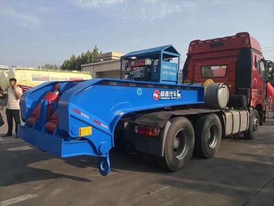 China 12R22.5 Detachable Gooseneck Semi Trailer 70T Removable Gooseneck Truck for sale