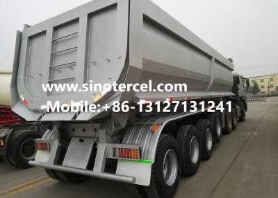 Cina 4Axles 42CBM White Tipper Dump Semi Trailer With 80 Tons Loading Capacity in vendita