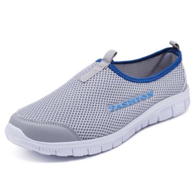 China New Fashion Weave Fly Sneakers Sports Shoes Unisex Walking Breathable Mesh Upper Breathable Shoes for sale