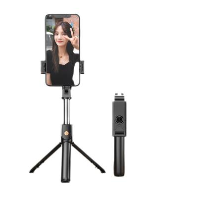 China Professional Flexible Tripod Stick S02 2021 High Quality Rotary Fold Selfie Stick Selfie Radio With Tripod Stand for sale