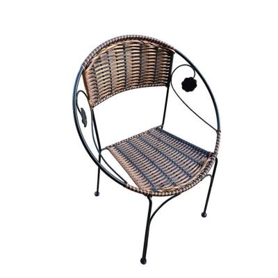 China Retro metal factory direct sales of comfortable and stylish stackable armchairs to save space metal rattan and rattan outdoor chair for sale