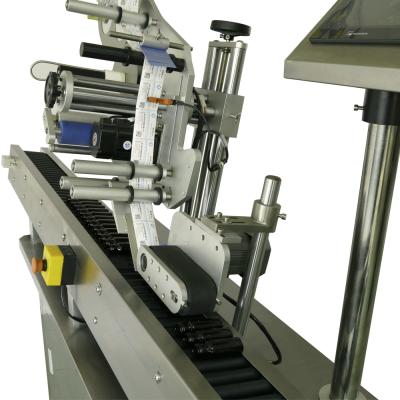 China High Precision Flat Horizontal Food Labeling Machine For OPP Bag Packing Labeling Application for sale