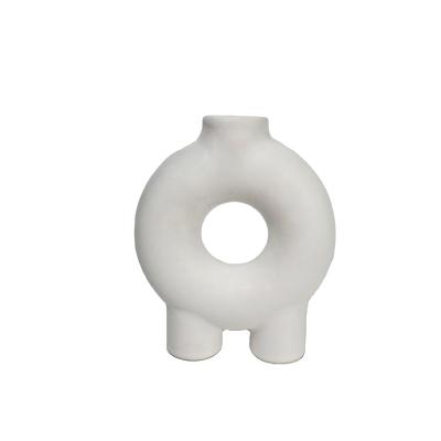 China Minimalist Redeco OEM 2022 Fashion Flower Bottle Porcelain Vase For Flower Ceramic Vases For Home Decor for sale