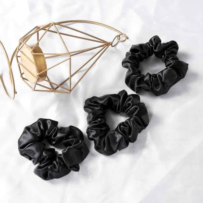 China 2020 Popular Silk Scrunchies Custom Logo Silk Scrunchies Hair Scrunchies Women Rubber Elastic Hair Scrunchies for sale