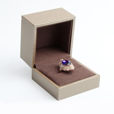 China Custom high-grade special pendant elegant gift box creative ring necklace special paper jewelry box pendant gift box for sale