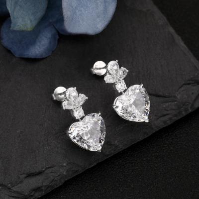 China Romantic CZ Diamond Heart Cut 925 Sterling Silver Earrings Drops Wholesale for Women Fashion Luxury Engagement Anniversary for sale