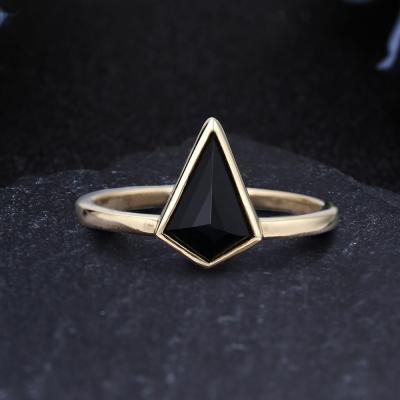 China 2021 New Hot Romantic Minimalist 14K Solid Gold 2.1CT Kite Shape Rings Natural Black Women Gemstone Onyx Luxury Shiny Tasty Jewelry for sale