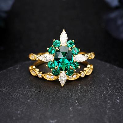 China Vintage 14k Solid Gold 1.8Ct Oval Cut Lab Created Special Real Emerald Engagement Ring Set Wholesale Anniversary Ring Set for sale