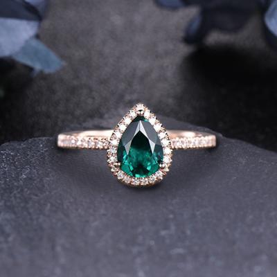 China 14k Solid Gold 1.0Ct Pear Cut Romantic Lab Created Emerald Engagement Ring Luxury Gemstone Ring High Quality Gift For Anniversary for sale