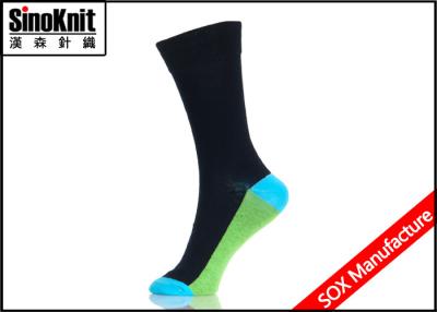 Chine Chaussette bleue d'orteil et de talon de ruban vert clair occasionnel des chaussettes des hommes noirs d'équipage à vendre