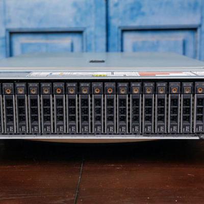 China R7525 DELL R7525 EPYC GPU Server 2U Rack AMD EPYC 7452 Server R7525 for sale