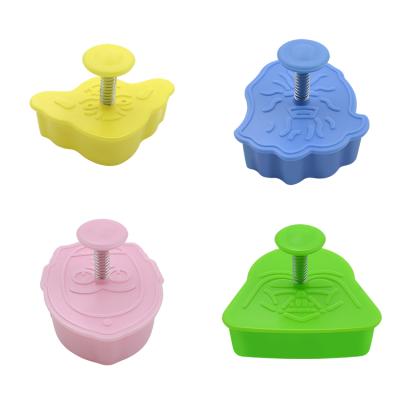 China Viable Plunger Baking Cutter Set of 4 Plastic Stamp Character Cookie Kids Set - Darth Vader, C-3PO, Yoda and Chewbacca for sale