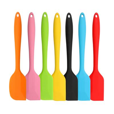 China Sustainable Kitchen Tools Baking And Pastry Tools Non-Stick Heat Resistant Silicone Scraper Spatula for sale