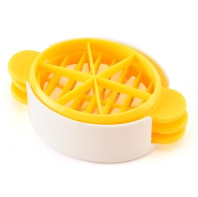 China Sustainable Egg Slicer Cutter Divider With Stainless Steel Wire For Boiled Eggs for sale