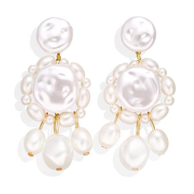 China BOHEMIA Designer Jewelry Handmade Earrings Creative Simple White Artificial Pearl Tassel Earrings Fringe Big Women Bling for sale