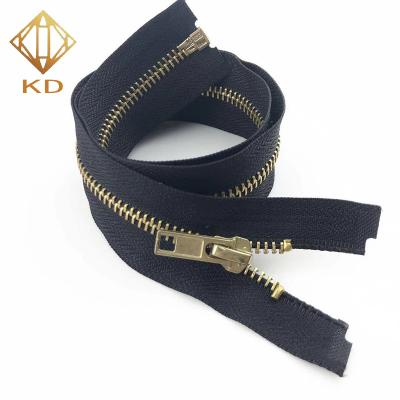 China #5 Gold Garment Auto Brass Metal Zipper Lock Metal Zipper With Zipper Pulls Custom Metal for sale