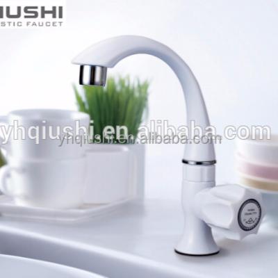 China Hot Selling Porcelain Faucets Kitchen Sink Faucet Plastic Metered Faucet For Cold Water With Simple Handle Design (FS-02) for sale