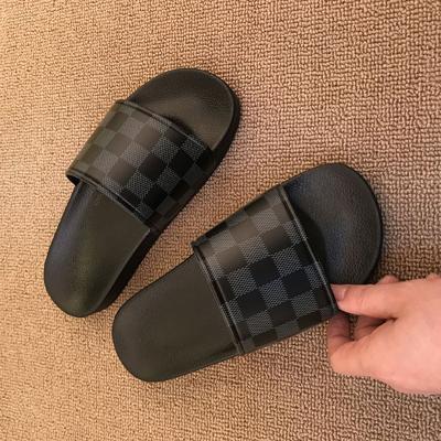 China Summer Slippers male outdoor casual shoes fashion trend 2022 home anti-slip slides new man sandal wholesale for sale