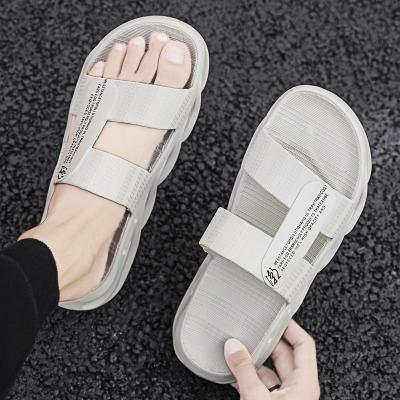 China Soft Men Slippers Printing Slide Flat Non Slip  Lightweight Men Slippers for sale