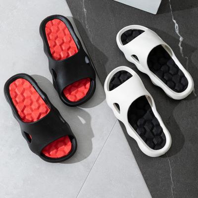 China Thick Sole Men Cozy Slippers Non Slip Indoor And Outdoor Breathable for sale