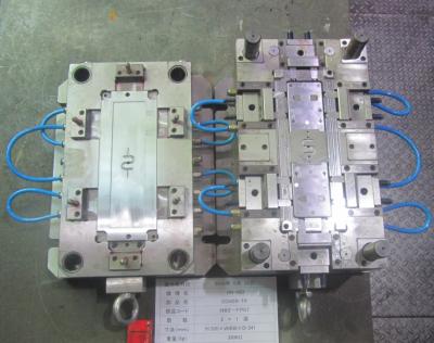 China Texture Electronica Plastic Injection Moulding Machine For Plastic Mold Parts for sale