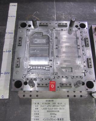 China Custom Metal Hot / Cold Runner Injection Mould , Auto Plastic Parts Mold for sale